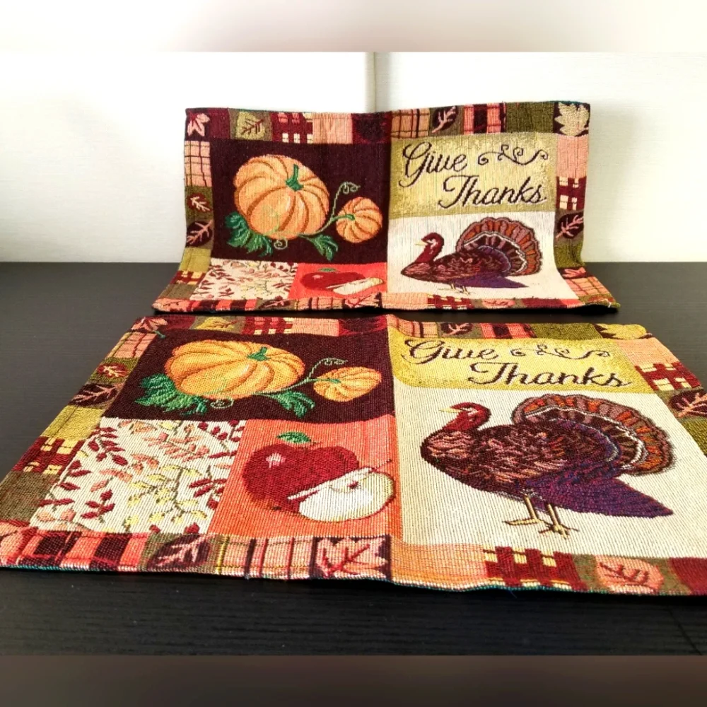 - New Handcrafted Give Thanks Tablemats, set of 2